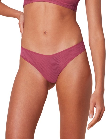 Thong Triumph Harmony Spotlight High Leg brazilian Ripe Raspberry